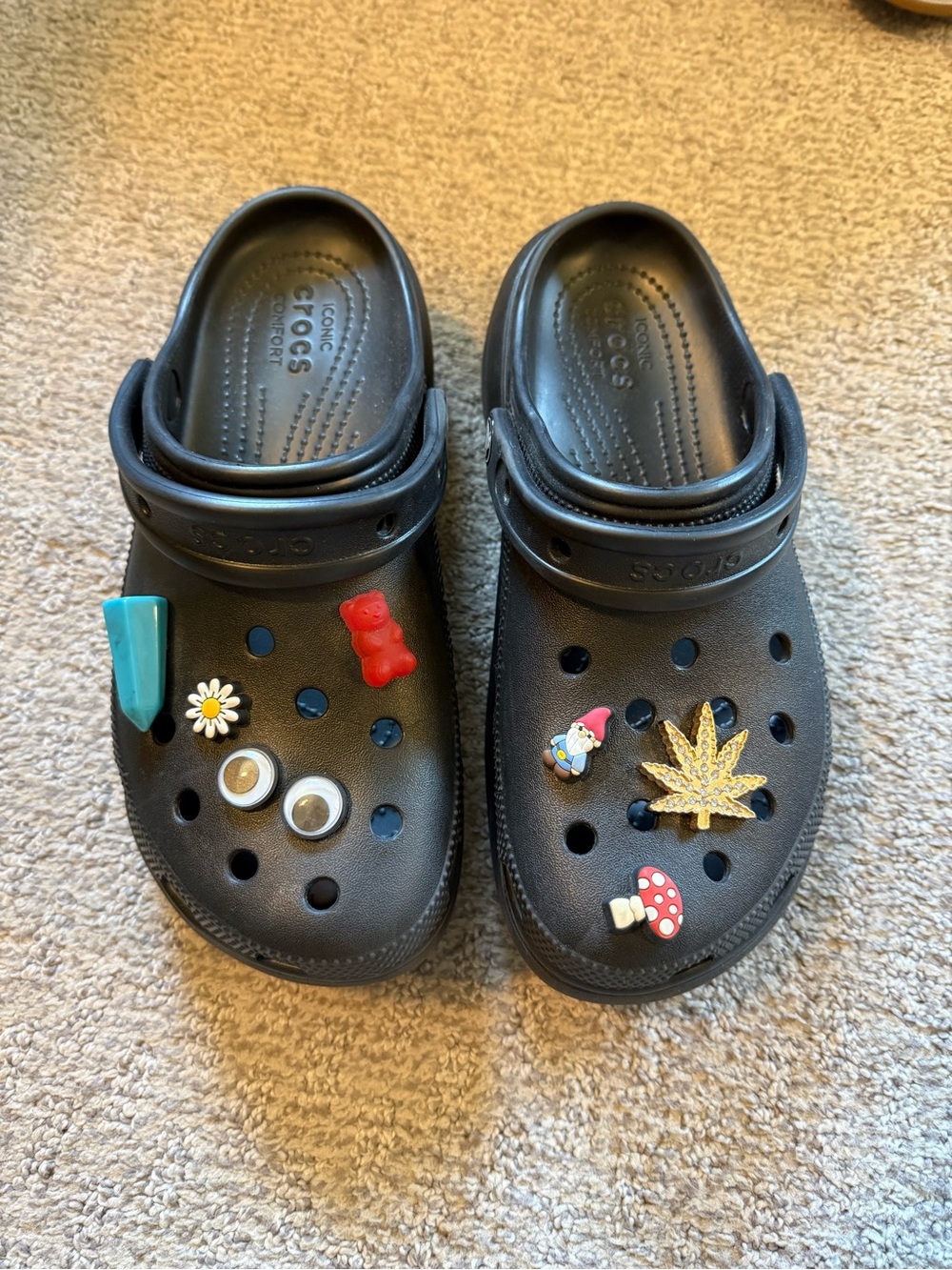 CROCS Classic Platform Clog- Jibbitz not included- See description if interested - Picture 2 of 5